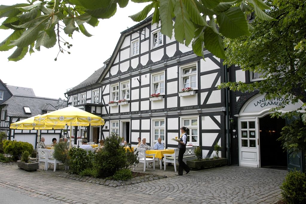 Landhotel & Gasthof Cramer Warstein Restaurant foto